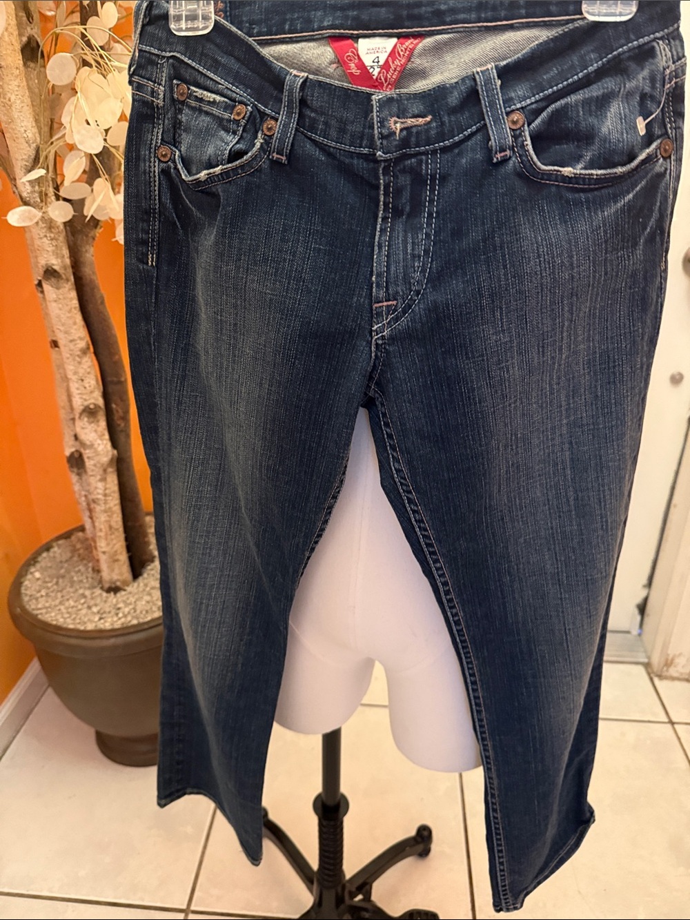 Lucky Brand women’s Dark Blue Bootcut Jeans